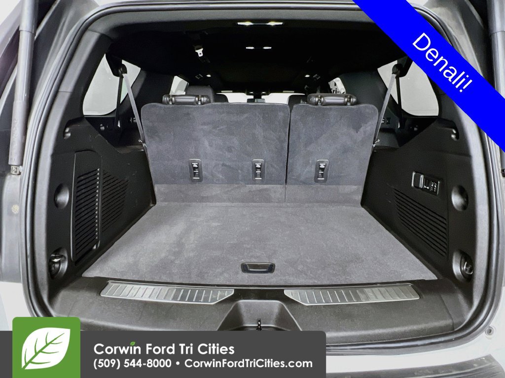 Used 2021 GMC Yukon XL Denali AWD/4WD image 14
