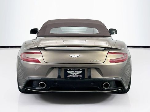 Used 2017 Aston Martin Vanquish Volante image 6