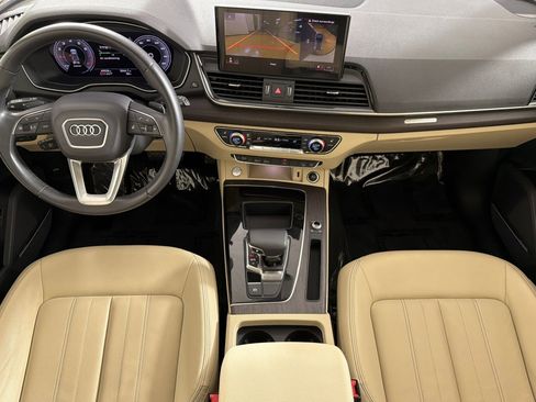 Used 2023 Audi Q5 2.0T Premium Plus w/ Premium Plus Package AWD/4WD image 12