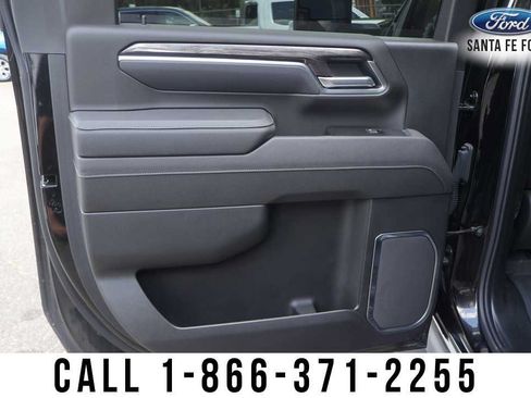 Used 2025 Chevrolet Silverado 2500 LTZ w/ LTZ Plus Package AWD/4WD image 18