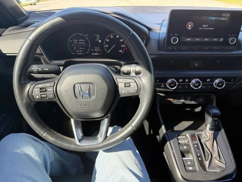 Used 2023 Honda CR-V Sport image 12