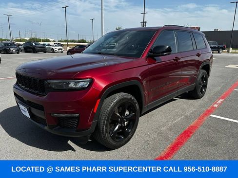 Used 2024 Jeep Grand Cherokee L Limited w/ Black Appearance Package RWD image 6