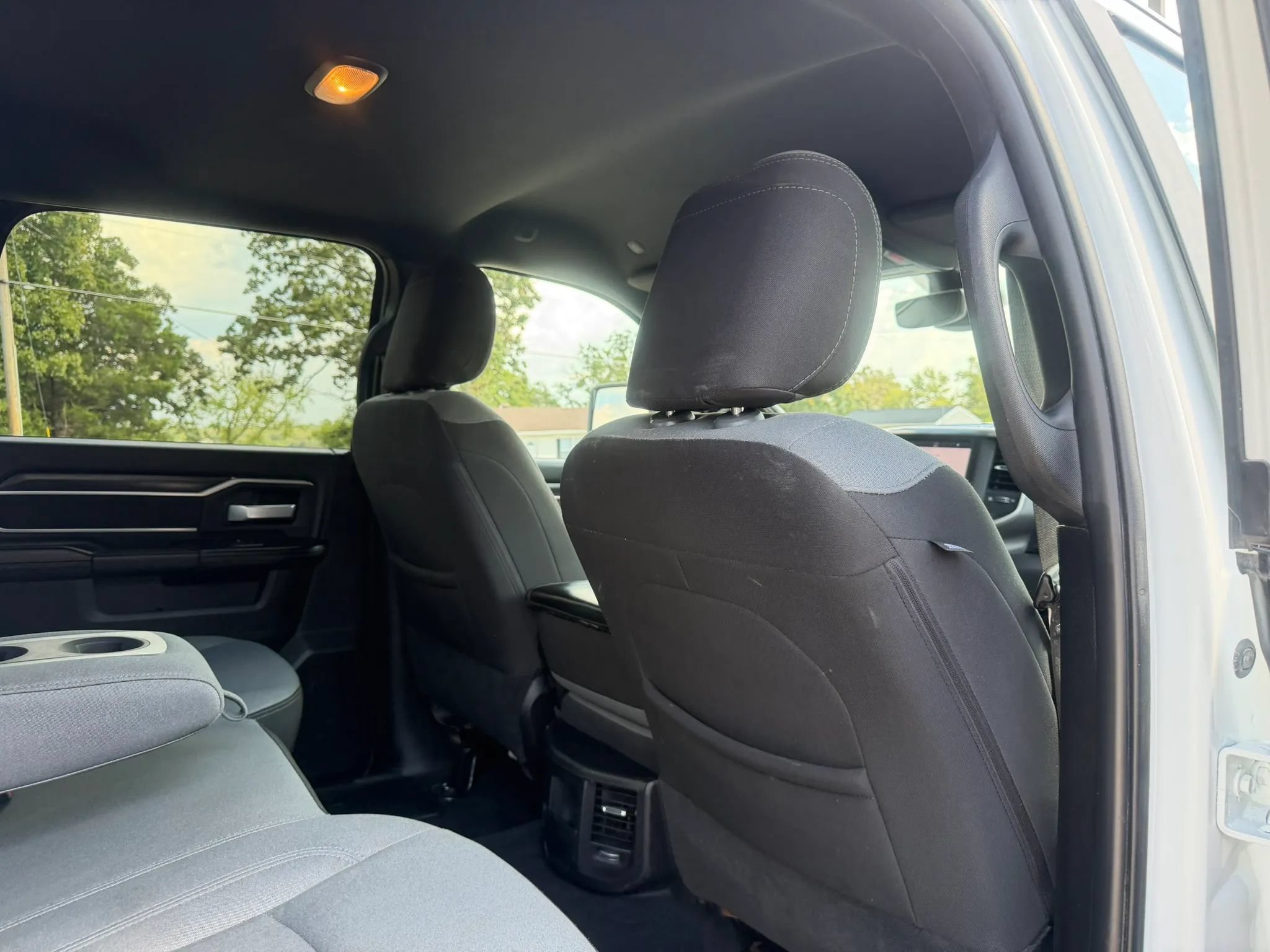 Used 2024 RAM 2500 Big Horn AWD/4WD image 45