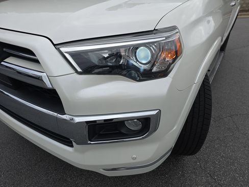 Used 2020 Toyota 4Runner Limited image 34