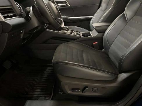 Used 2024 Mitsubishi Outlander SE FWD image 62