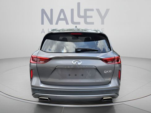Used 2020 INFINITI QX50 Essential w/ Edition 30 Package FWD image 4