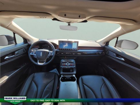 Used 2022 Lincoln Nautilus Reserve w/ Equipment Group 201A image 15