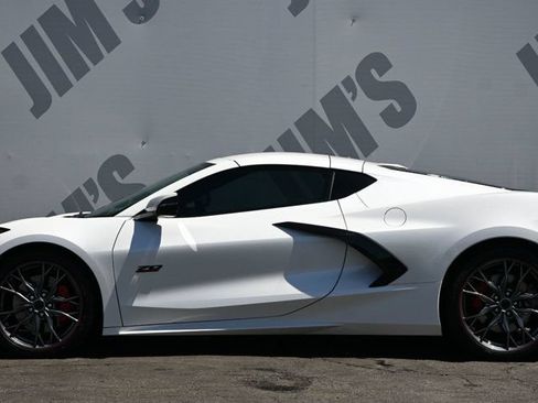 Used 2023 Chevrolet Corvette Stingray Premium Cpe w/ Z51 Performance Package RWD image 8
