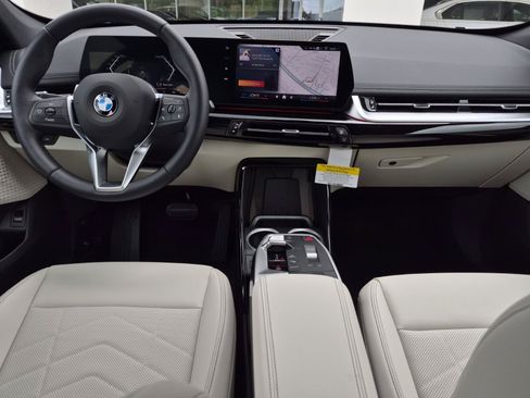 New 2026 BMW X1 xDrive28i w/ Convenience Package AWD/4WD image 18