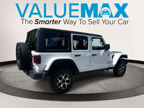 Used 2022 Jeep Wrangler Unlimited Rubicon w/ LED Lighting Group image 3