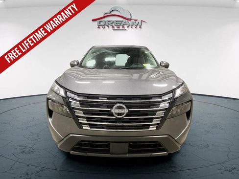 Used 2025 Nissan Rogue SV FWD image 3