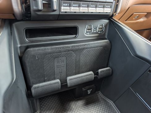 Used 2022 RAM 2500 Limited AWD/4WD image 24