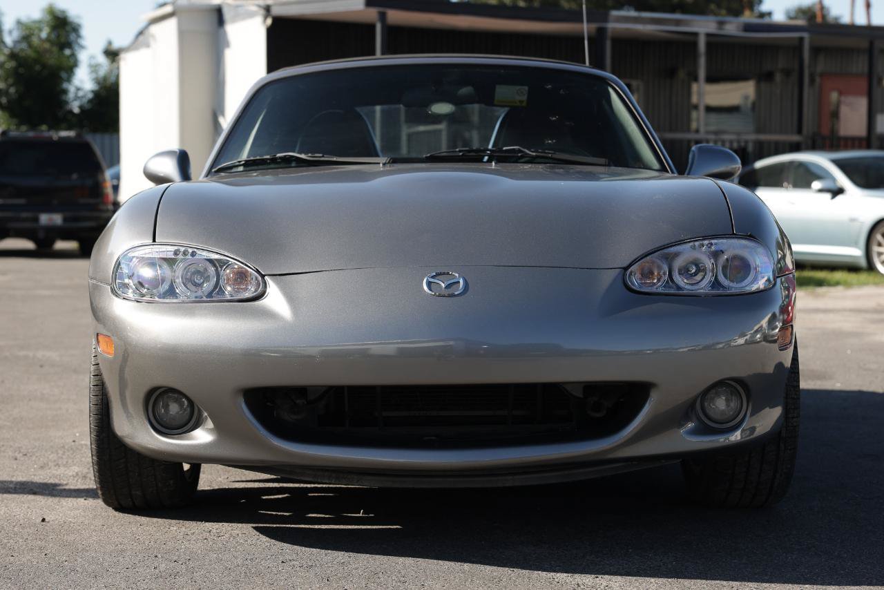 Used 2002 MAZDA MX-5 Miata SE RWD image 17