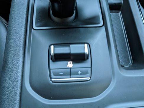 Used 2025 GMC Sierra 1500 AT4 image 67