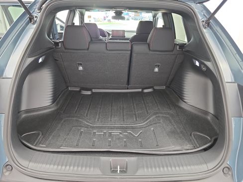 Used 2024 Honda HR-V Sport image 12