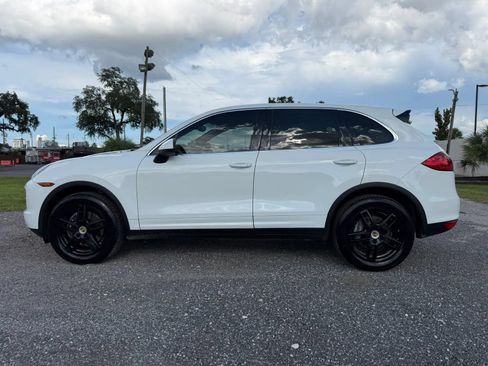 Used 2014 Porsche Cayenne AWD/4WD image 9