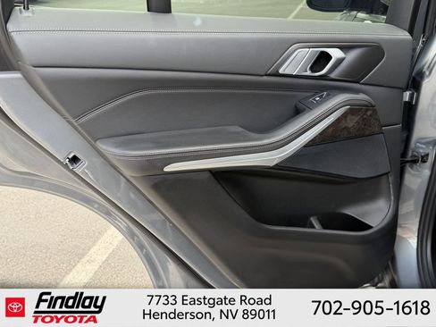 Used 2024 BMW X5 xDrive40i w/ Parking Assistance Package AWD/4WD image 19