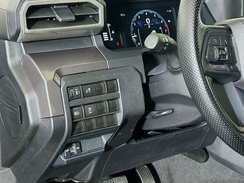 Used 2026 Toyota Tacoma SR5 RWD image 17