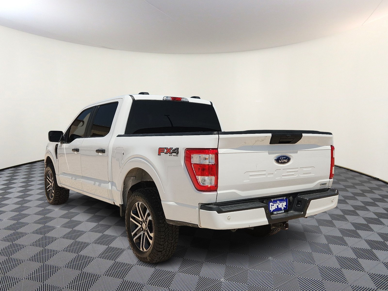 Used 2023 Ford F150 XL w/ STX Appearance Package AWD/4WD image 3