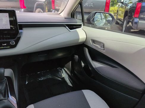 Certified 2025 Toyota Corolla LE FWD image 16