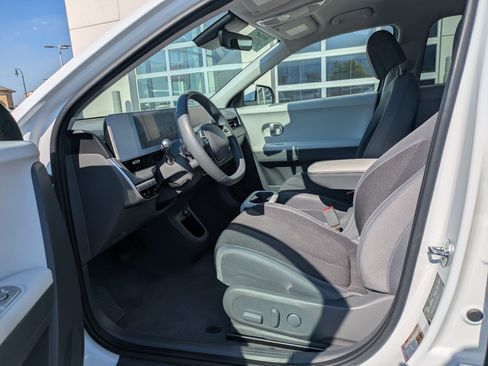 Used 2024 Hyundai Ioniq 5 SEL AWD/4WD image 17