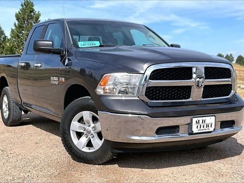 Used 2014 RAM 1500 Classic SLT AWD/4WD image 3