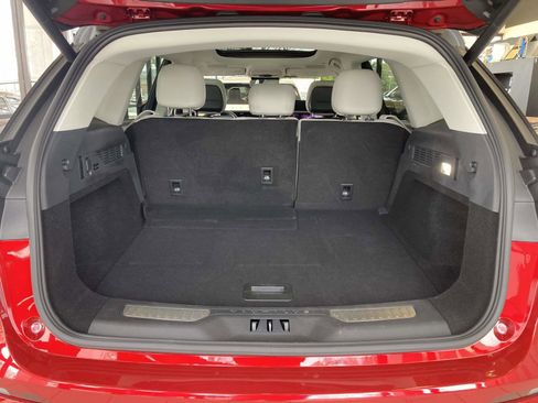 Used 2026 Lincoln Nautilus Reserve image 13