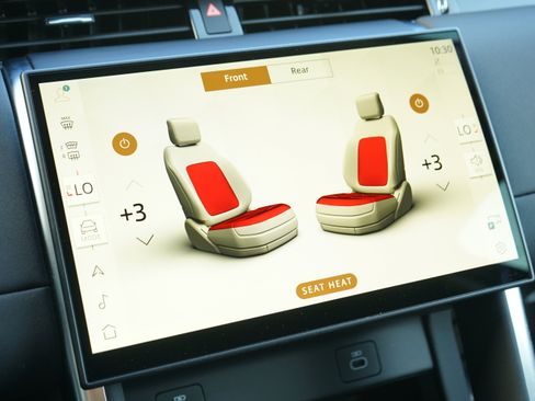 Used 2024 Land Rover Discovery Sport S image 36