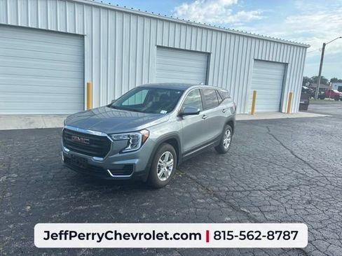Used 2024 GMC Terrain SLE AWD/4WD image 1