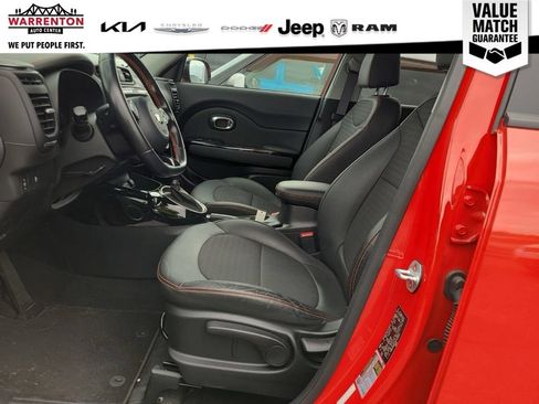 Used 2019 Kia Soul ! FWD image 13
