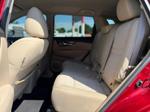 Used 2020 Nissan Rogue FWD image 10
