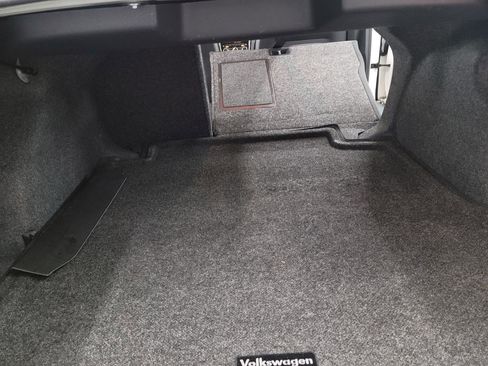 Used 2013 Volkswagen Passat 2.5 SEL Premium image 31