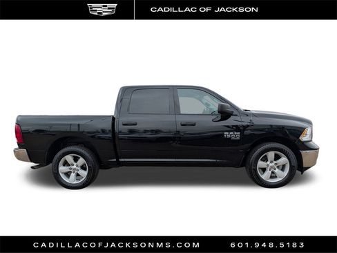 Used 2022 RAM 1500 Tradesman w/ Tradesman SXT Package image 3