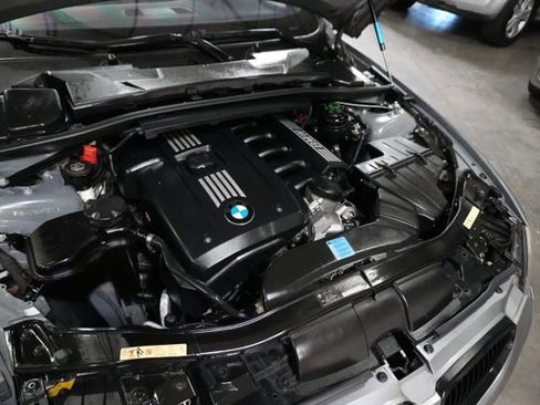 Used 2009 BMW 328i Convertible RWD image 14