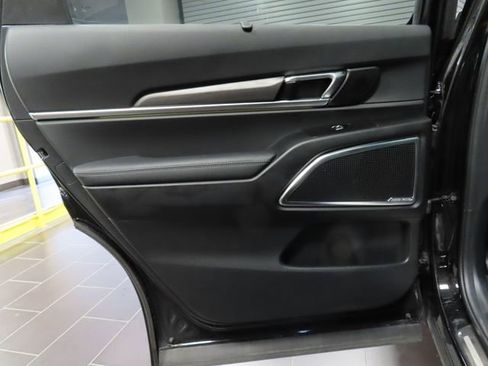 Used 2024 Kia Telluride SX X-Pro AWD/4WD image 11