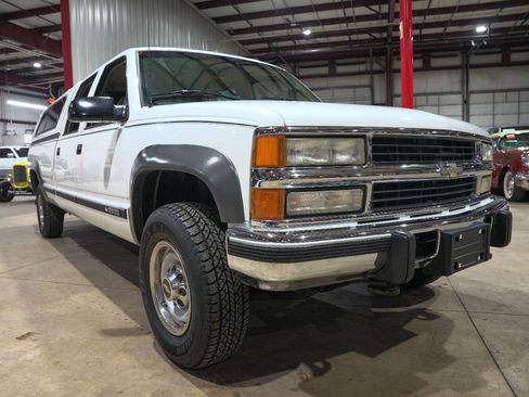 Used 1996 Chevrolet Silverado 3500 4x4 Crew Cab image 12