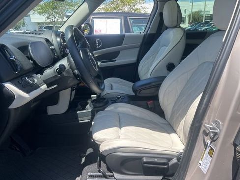 Used 2024 MINI Cooper Countryman S w/ Signature Upholstery Package image 6