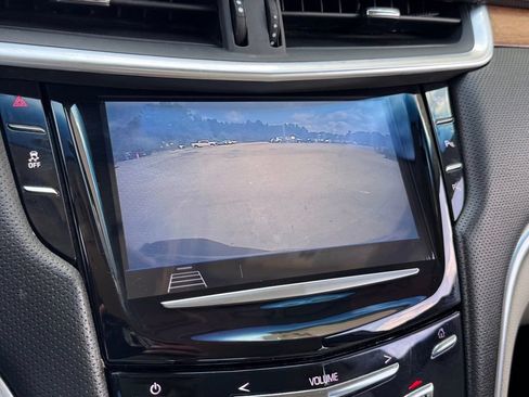 Used 2019 Cadillac XTS Luxury FWD image 4