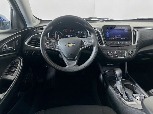 Used 2023 Chevrolet Malibu LT image 22