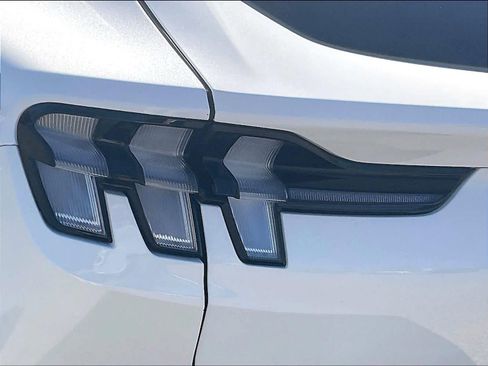 Used 2021 Ford Mustang Mach-E Select w/ Comfort/Appearance Package AWD/4WD image 35