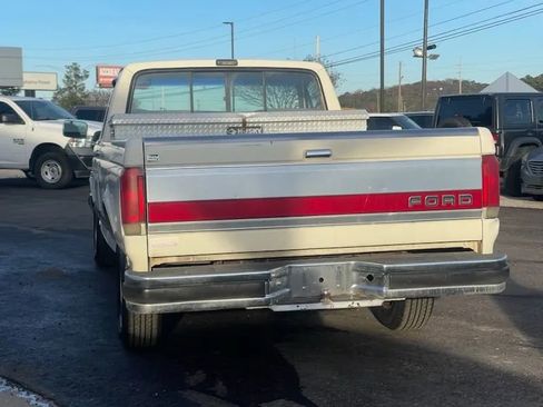 Used 1990 Ford F150 2WD Regular Cab image 3