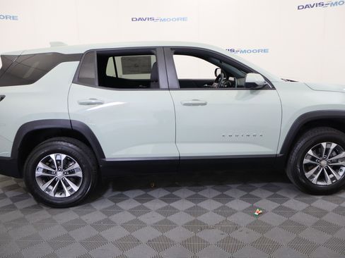 New 2026 Chevrolet Equinox LT w/ Safety and Technology Package FWD image 5