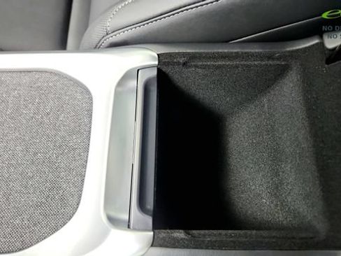 Used 2025 Lucid Air Pure RWD image 69