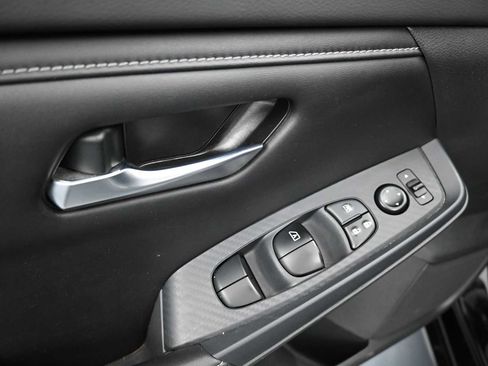 Used 2022 Nissan Sentra SV w/ All-Weather Package FWD image 9