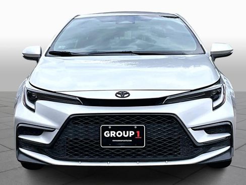 Used 2023 Toyota Corolla SE image 4