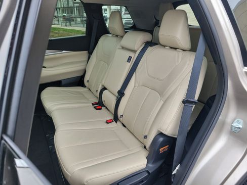 Used 2023 INFINITI QX60 Luxe w/ Cargo Package AWD/4WD image 29