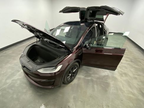 Used 2023 Tesla Model X AWD/4WD image 44