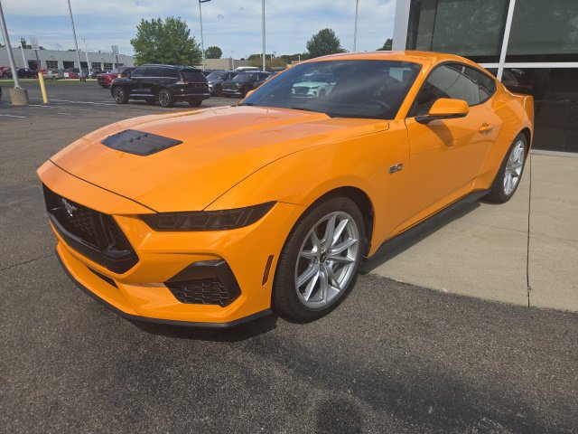 Used 2026 Ford Mustang GT Premium RWD image 9