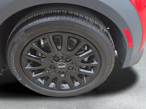 Used 2024 MINI Cooper 2-Door Hardtop FWD image 28