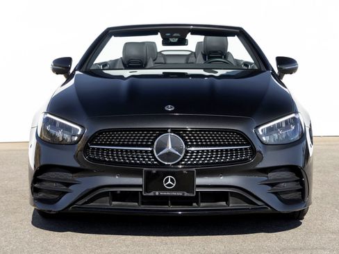 Used 2023 Mercedes-Benz E 450 Cabriolet image 3